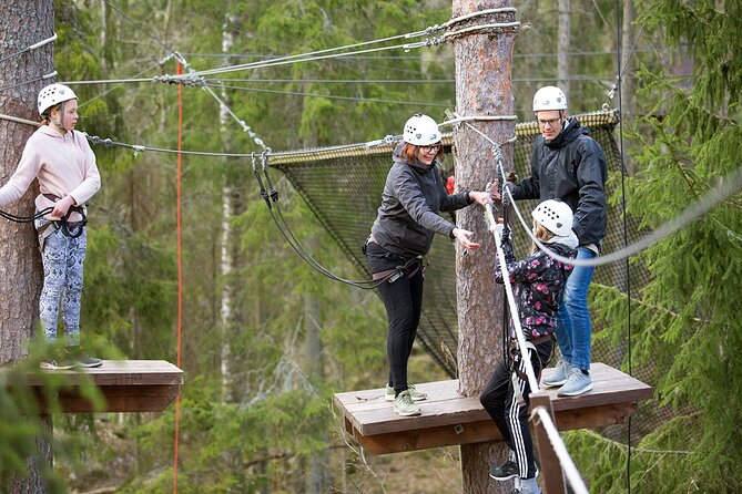 Adventure parc - Equipment, safety, and group size