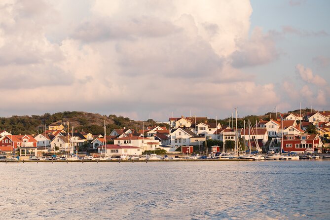 Archipelago Tour with guide Gothenburg - Leaving Gothenburg from Lilla Bommens Hamn