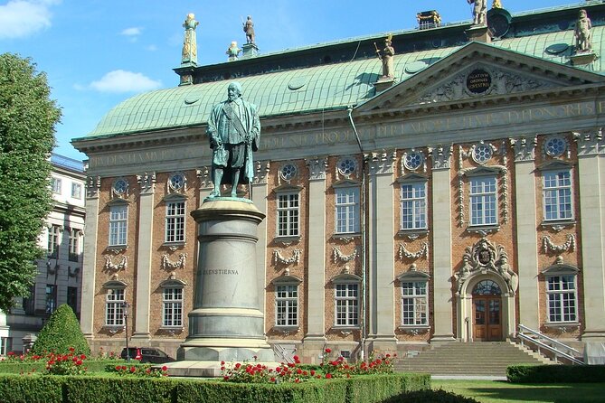 Beautiful Stockholm Small Group Walking Tour - Parliament, from four estates to one chamber