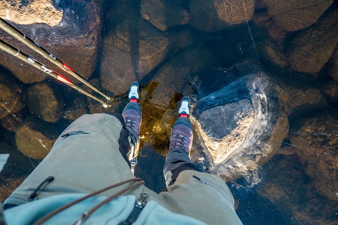 Beginner friendly Nordic Ice Skating On lakes in Stockholm - The safety briefing and first strokes
