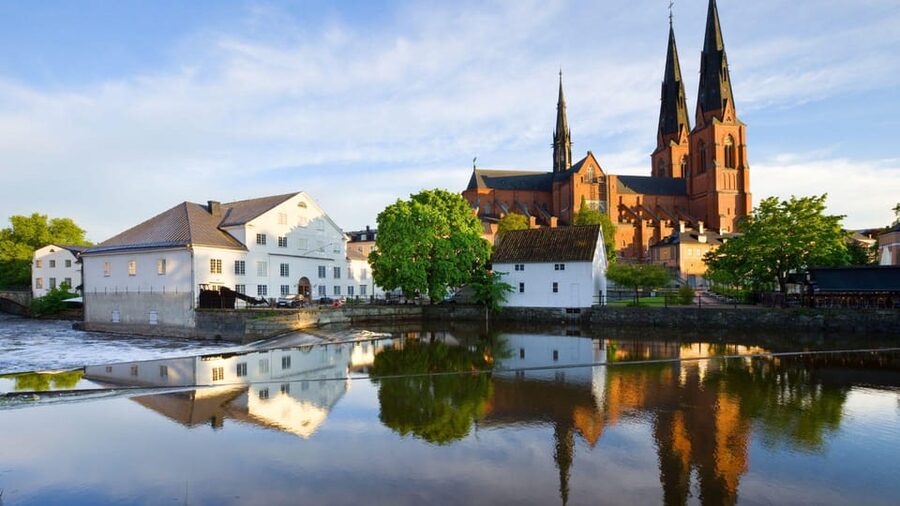Best of Uppsala: Private Walking Tour with a Local - Uppsala University and the student quarter