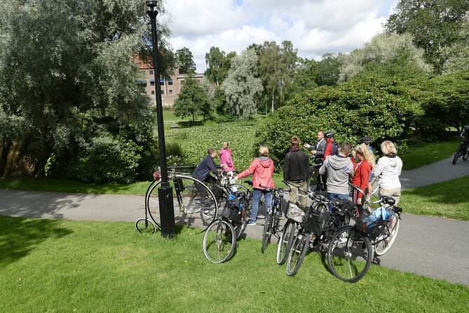 Bike Tour Gothenburg, Guided Bicycle Tours - Gotaplatsen and the Einstein story