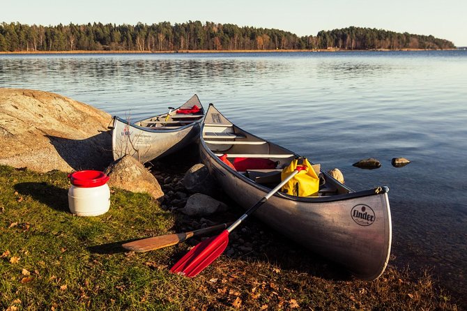 Canoe adventure in Stockholm Archipelago - From Stockholm streets to Bogesund water