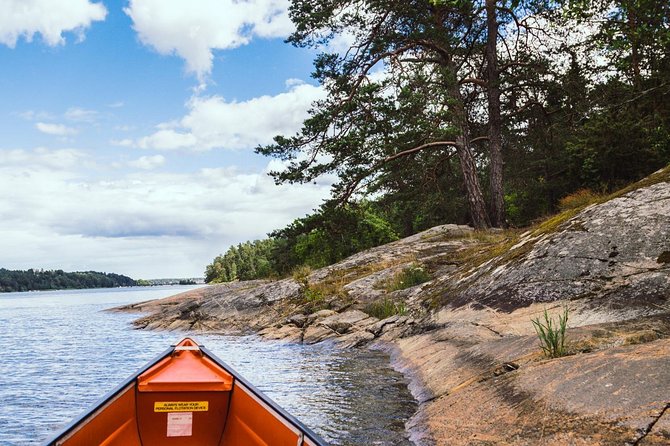Canoe adventure in Stockholm Archipelago - Viking stories and coastal wildlife