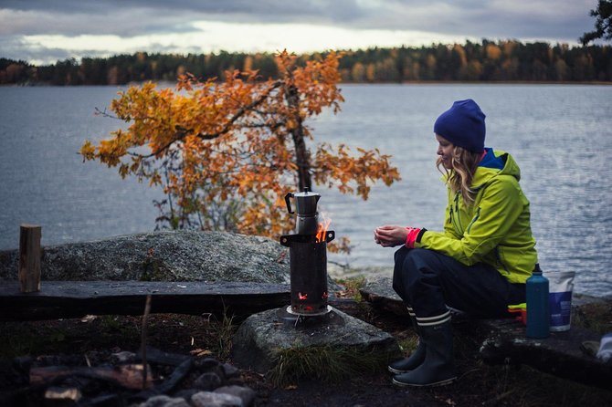 Canoe adventure in Stockholm Archipelago - A proper Swedish fika beside the water