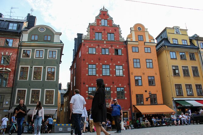 City Hall, Old Town & Vasa Museum - all-in-1 guided experience - City Hall begins the tour with a clear limitation