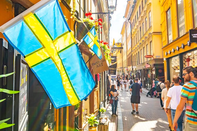 Classic Stockholm Small Group Walking Tour | 3 Hours - St. George, the Dragon, and Stockholm’s symbols