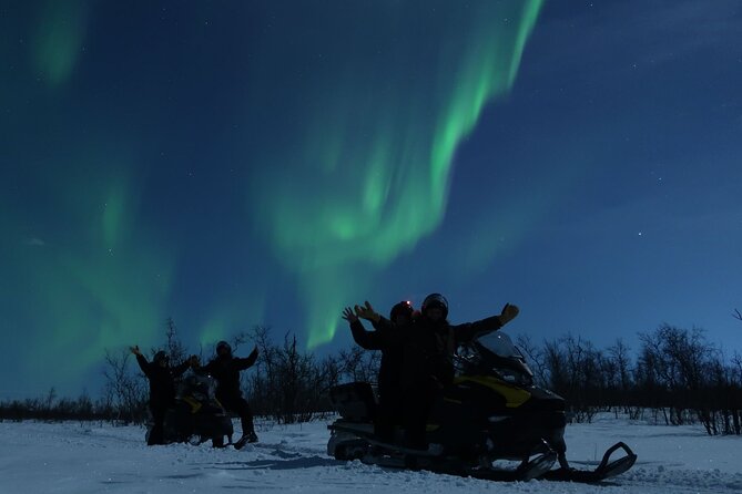 Enjoy the Aurora show on top of the mountain inc tipi dinner - From Kiruna pickup to Máttaráhkká Lodge