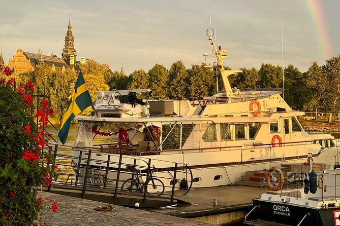 Exclusive Yacht Tour of Stockholm: sunset, dinner, lunch, cruise - Why seeing Stockholm from M/Y Gaia works so well