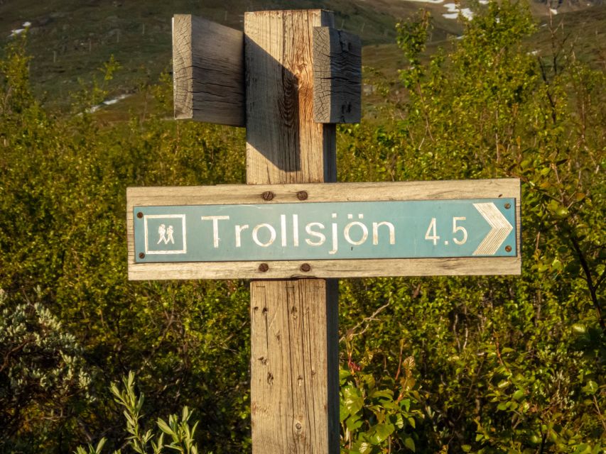 From Abisko: Kärkevagge Valley & Trollsjön Lake Guided Tour - Why Trollsjön is worth the walk