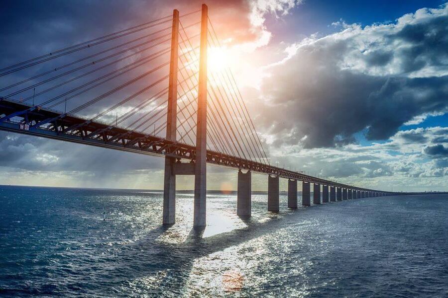 From Copenhagen: Malmö Self-Guided Tour w/ Transport Tickets - Why the Copenhagen to Malmö crossing works so well