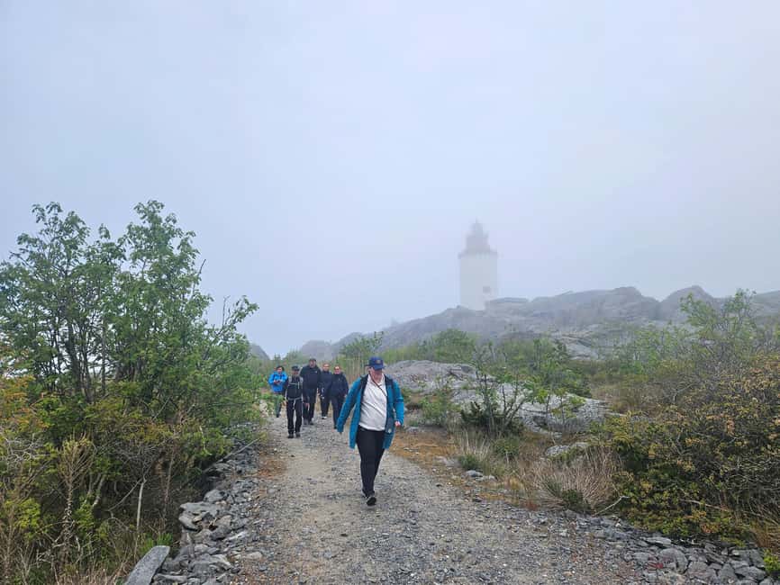 From Stockholm: Archipelago Hike to Landsort Lighthouse - The hike: about 11 kilometers of rocks, woods, and open coast