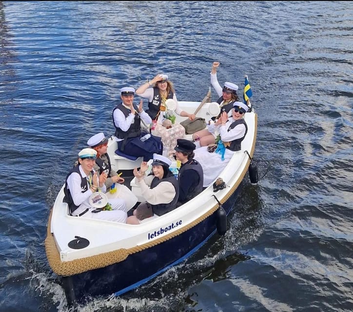 Gothenburg city center: Electric selfdrive boat tour - Following the route from Christina Nilssons gata