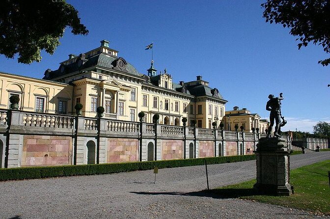 Grand Castle Tour Drottningholm and Gripsholm (private service) - Drottningholm Palace and Sweden’s royal home
