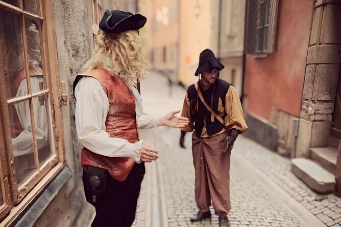 Guided Ghost Tours with Actors From Stockholm - Helvetesgränd and the executioner’s tale