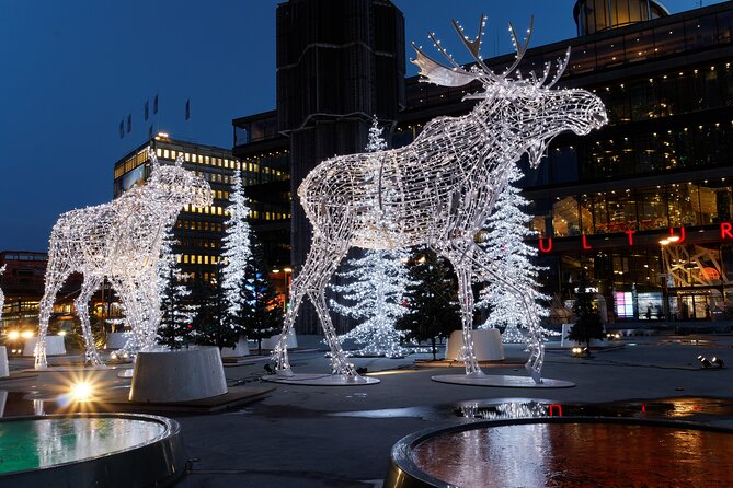 Guided Stockholm Christmas Tour - Glögg, chocolates, and a warm pause