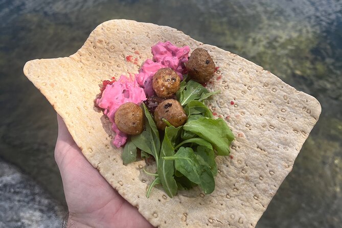 Kayak Tour in the Stockholm Archipelago with Lunch Meal - Swedish fika beside the water