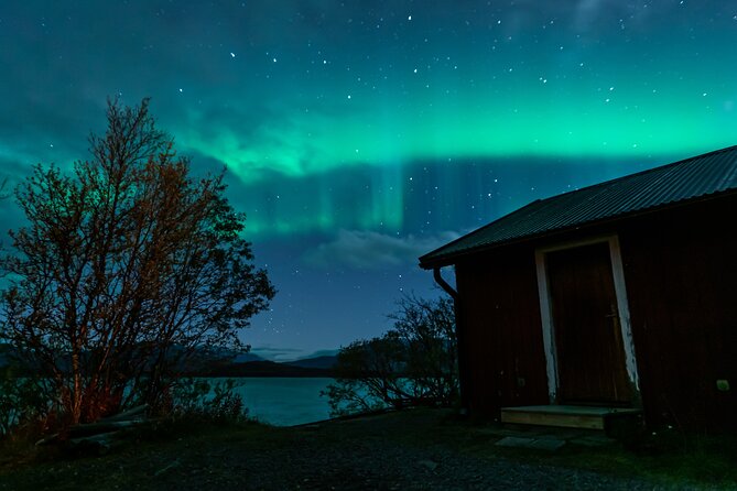 Kiruna Northern Lights Tour with Photographer - Choosing between Kiruna, Abisko, and farther west