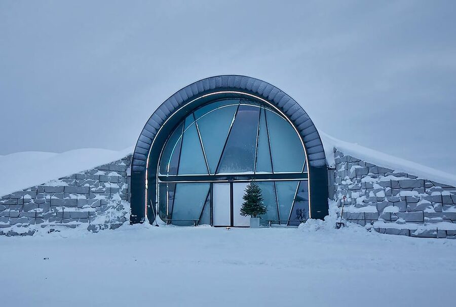 Kiruna: Tour of Icehotel and Jukkasjärvi - Old Jukkasjärvi and the Sami Church
