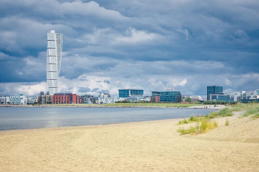 Malmö: Express Walk with a Local in 60 minutes - Why the eight-person limit matters