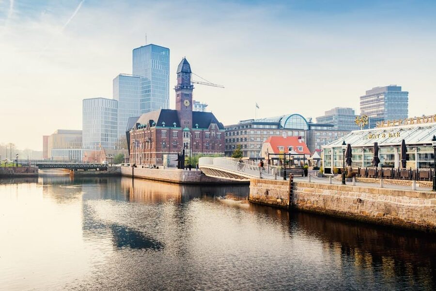 Malmö: Sightseeing and Landmarks tour by bike - Why Malmö works so well by bicycle