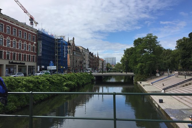 Malmo Walking Tour, 3 hours (small group) - Gamla Kyrkogården and the city’s green side