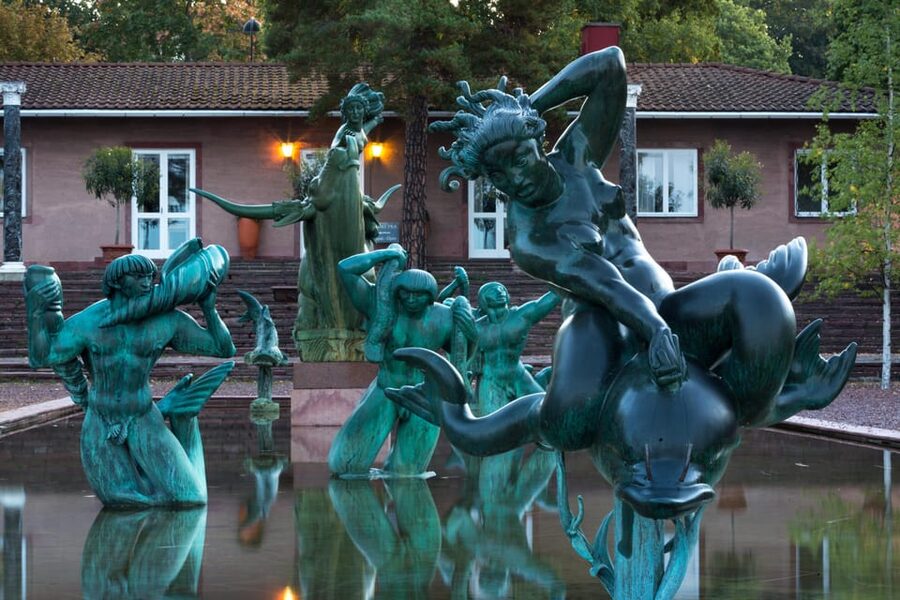 Millesgården Museum: sculpture park and art galllery - The art gallery and museum shop