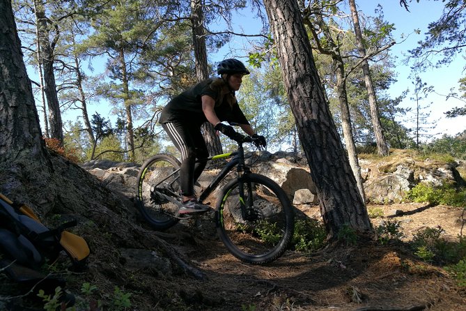Mountain Biking Small-Group in Stockholm Forests for Beginners - From Ystadsvägen to the Nackareservatet trails