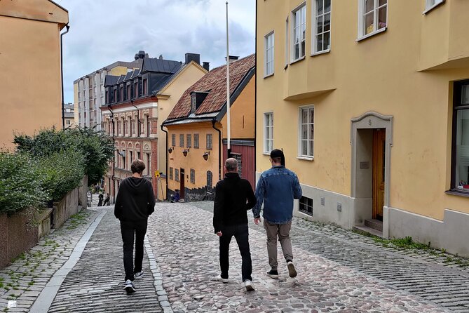 Private blood, ghosts and folklore Old Town 2h Stockholm tour - Prästgatan and the lane known as Hell
