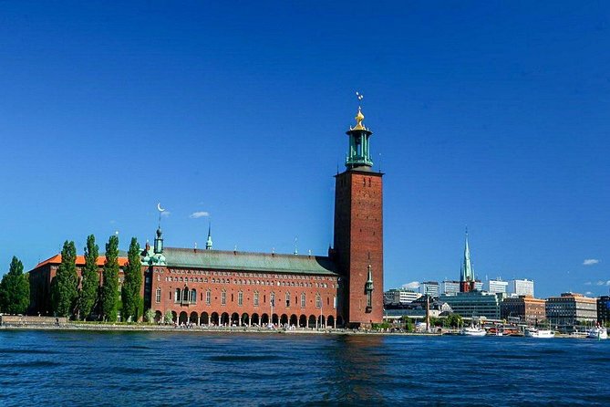 Private Tour of Stockholm with a visit to the Absolute ice bar - Theater and Djurgården from the vehicle