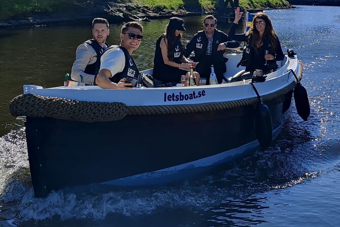 Self Drive Electric Boat in the Canals - Choosing between one, two, and six hours