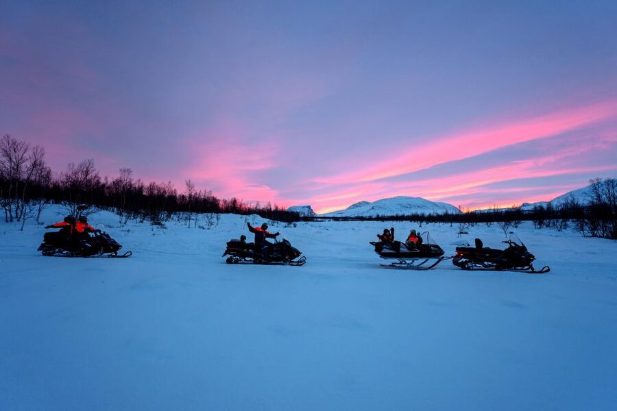 Snowmobile Adventure Abisko (Shared) - Clothing, equipment, and winter comfort
