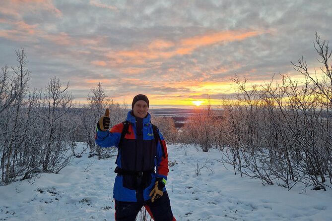 Snowshoe up a Mountain - Starting the 3 to 3.5 kilometer snowshoe route