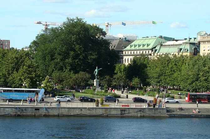 Stockholm- A Beauty On The Water: Old Town Walking Tour and Boat Trip Combined - Slottsbacken and Sweden’s royal family