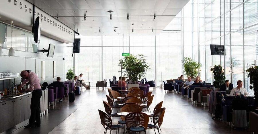 Stockholm Arlanda Airport (ARN): Premium Lounge Entry - Food and drinks: useful, filling, and not fine dining