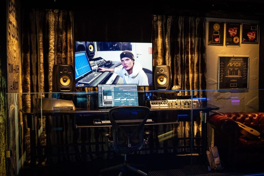 Stockholm: Avicii Experience Skip-the-Line Entrance Ticket - Virtual reality, touch screens, and unreleased tracks
