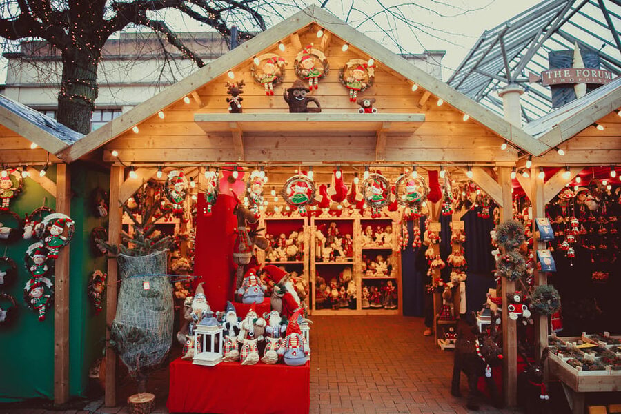 Stockholm: Christmas Markets & Lights Guided Walking Tour - Understanding a Swedish Christmas