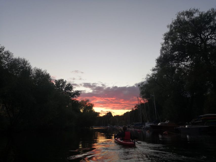 Stockholm Evening Kayak with BBQ. - What the two-hour paddle actually gives you