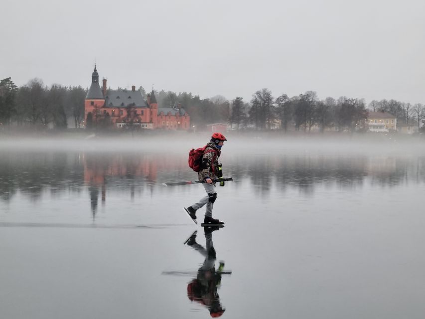 Stockholm: Family Friendly Private Ice Skating Tour & Lunch - Choosing the right setup for children