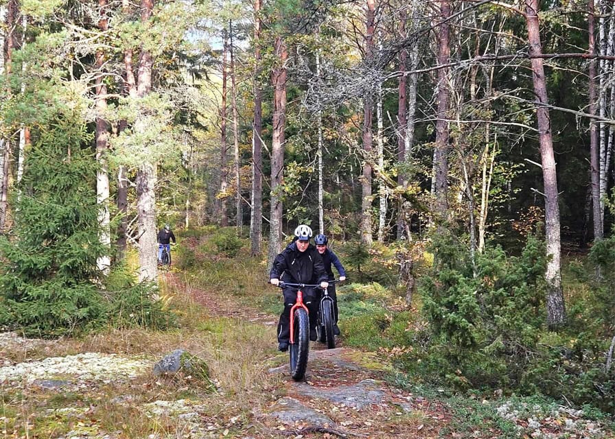 Stockholm: Fat Bike Forest Adventure with Lunch and Sauna - Sauna, shower, and changing facilities