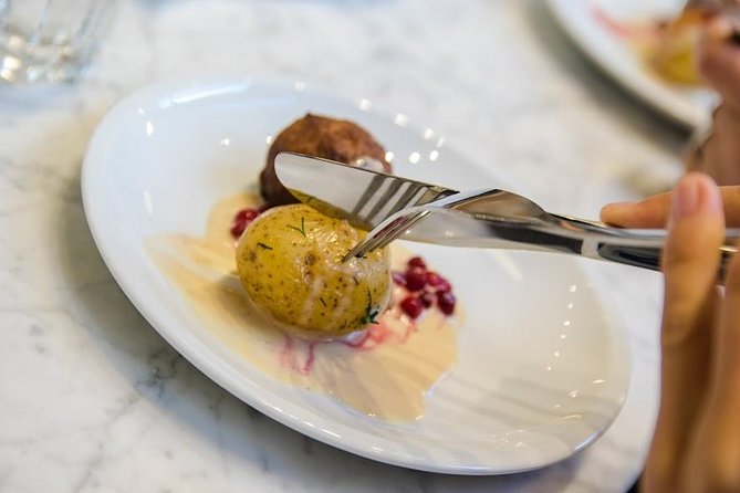 Stockholm Food Tour - Finishing in Old Town with fika