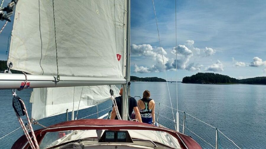 Stockholm: Full Day Archipelago Sailing Tour with Lunch - Island walks and wide views