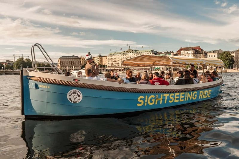Stockholm: Guided City Sightseeing Open Electric Boat Tour - Leaving the palace for the city’s waterways