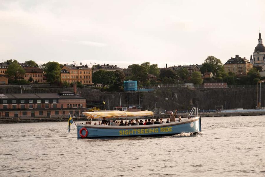 Stockholm: Guided City Sightseeing Open Electric Boat Tour - The Vasa Museum and Nordic Museum from the water