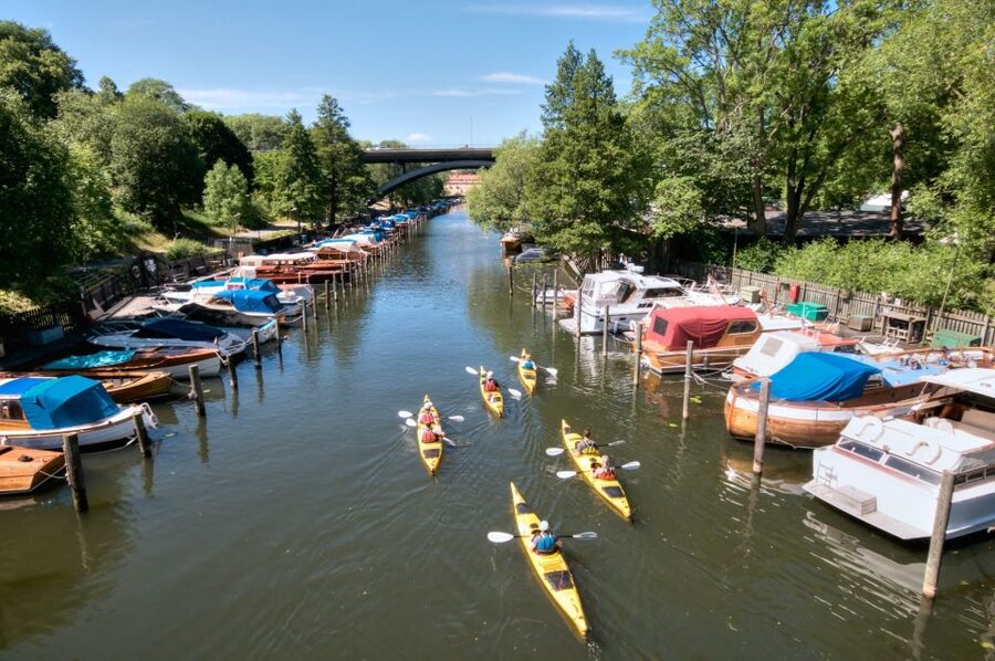 Stockholm: Guided Kayak City Tour & Optional Midsummer Meal - The morning route, close to Stockholm’s shores