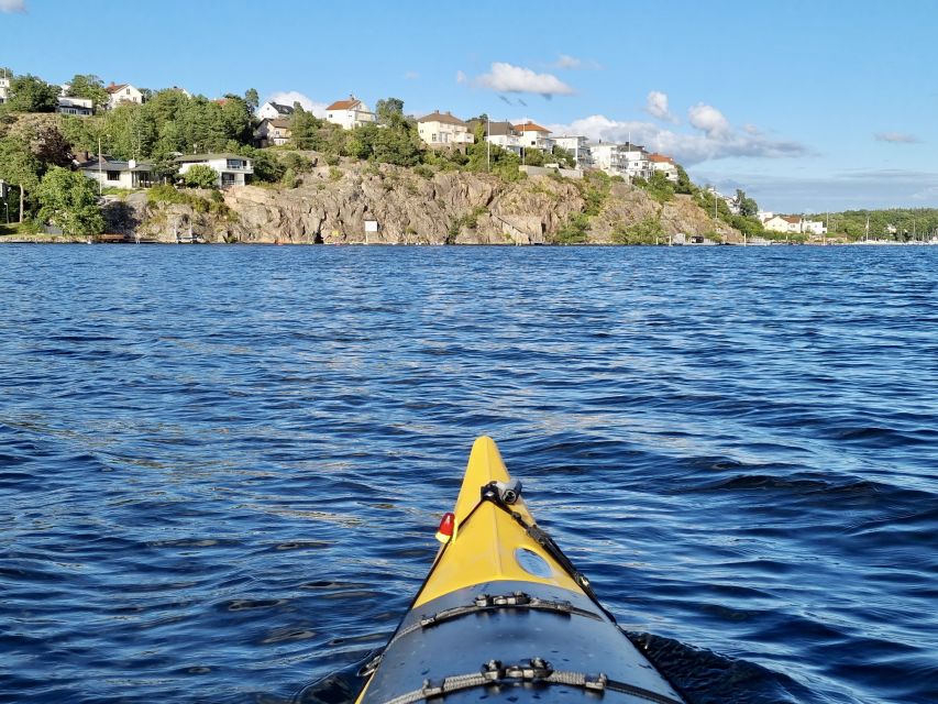 Stockholm: Guided Kayak Tour to Drottningholm Royal Palace - From Riddarholmen Church to the quiet side of Mälaren