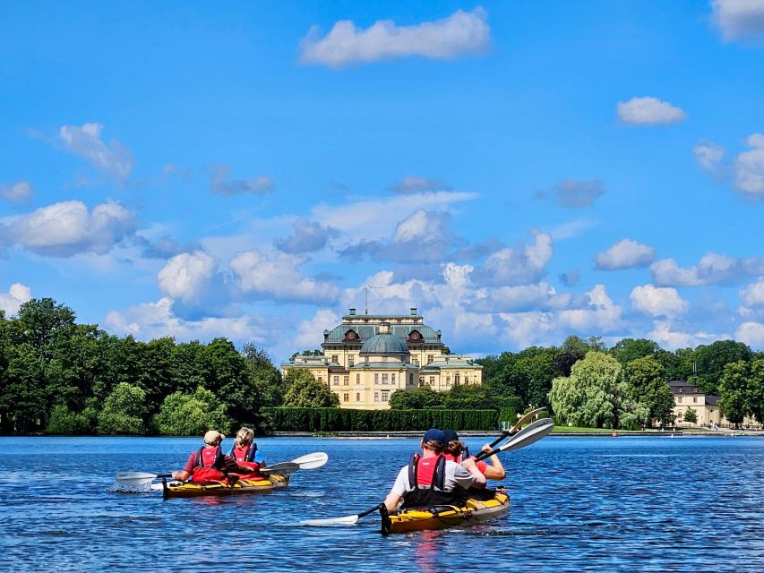 Stockholm: Guided Kayak Tour to Drottningholm Royal Palace - Approaching Drottningholm Palace by kayak