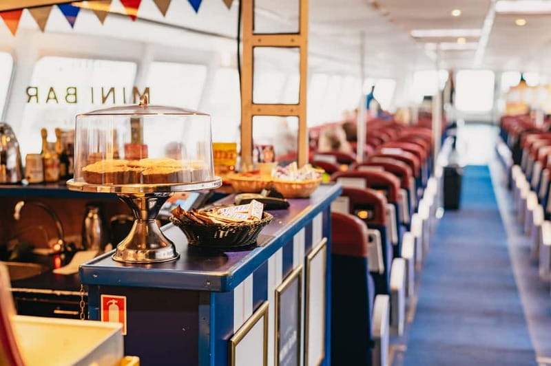 Stockholm: Highlights Boat Tour - Seating, weather, and the best place to sit