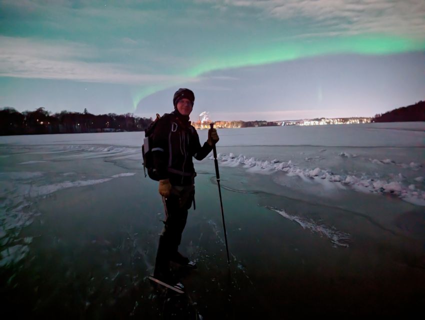 Stockholm: Ice Skating in the Moonlight with Hot Chocolate - How difficult is the skating?