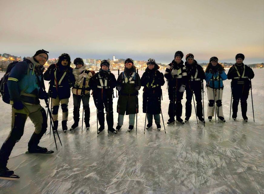 Stockholm: Ice Skating in the Moonlight with Hot Chocolate - The guide and the value of a small group